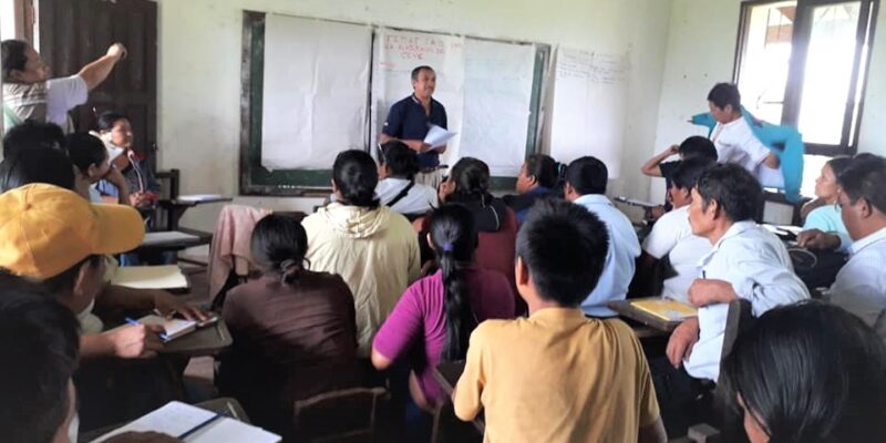 Comienza la segunda gestión en la enseñanza del idioma besiro, en Lomerío